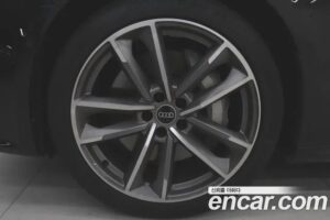 Audi A7 55 TFSI 4WD Premium 2022 года из Южной Кореи