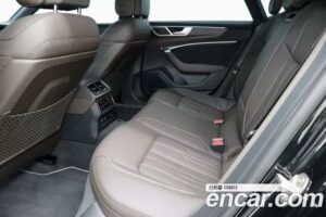 Audi A7 55 TFSI 4WD Premium 2022 года из Южной Кореи