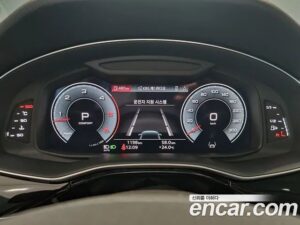 Audi Q7 45 TDI 4WD 2022 года из Южной Кореи