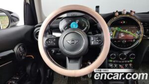 Mini Cooper 5Door CLASSIC 2022 года из Южной Кореи