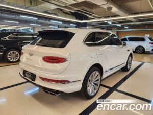 Bentley Bentayga 4.0 V8 2021 года из Южной Кореи