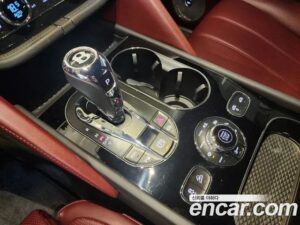 Bentley Bentayga 4.0 V8 2021 года из Южной Кореи