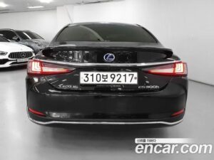 Lexus ES Executive 2021 года из Южной Кореи