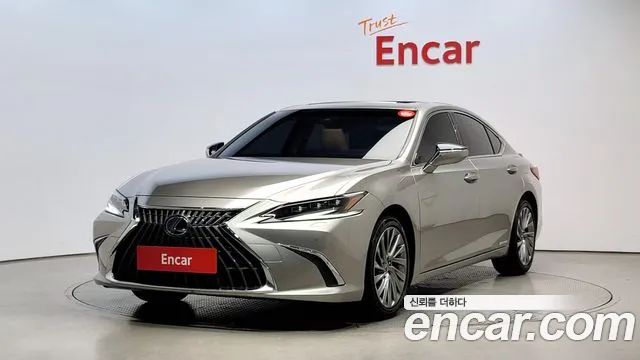 Lexus ES Executive 2022 года из Кореи