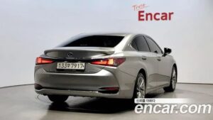 Lexus ES Executive 2022 года из Южной Кореи