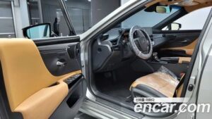 Lexus ES Executive 2022 года из Южной Кореи