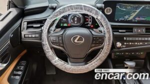 Lexus ES Executive 2022 года из Южной Кореи