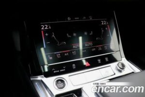 Audi e-tron 55 4WD 2022 года из Южной Кореи
