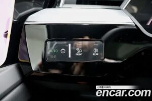 Audi e-tron 55 4WD 2022 года из Южной Кореи