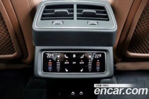 Audi e-tron 55 4WD 2022 года из Южной Кореи