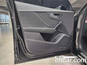 Audi Q2 35 TDI Premium 2023 года из Южной Кореи