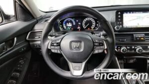 Honda Accord 2.0 HYBRID Touring 2021 года из Южной Кореи