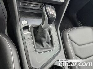 Volkswagen Tiguan 2.0 TDI Prestige 2023 года из Южной Кореи
