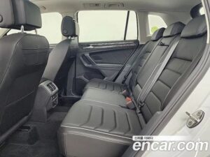 Volkswagen Tiguan 2.0 TDI Prestige 2023 года из Южной Кореи
