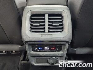 Volkswagen Tiguan 2.0 TDI Prestige 2023 года из Южной Кореи