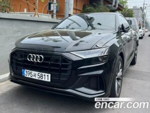 Audi Q8 55 TFSI 4WD Premium 2022 года из Южной Кореи
