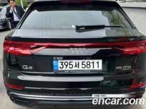 Audi Q8 55 TFSI 4WD Premium 2022 года из Южной Кореи