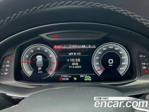 Audi Q8 55 TFSI 4WD Premium 2022 года из Южной Кореи