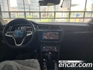 Volkswagen Tiguan 2.0 TDI 4motion Prestige 2023 года из Южной Кореи