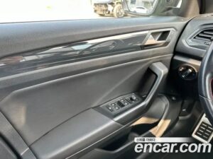 Volkswagen T-Roc 2.0 TDI Prestige 2021 года из Южной Кореи