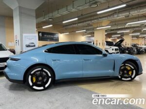 Porsche Taycan 4S 2021 года из Южной Кореи