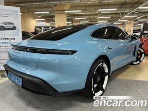 Porsche Taycan 4S 2021 года из Южной Кореи
