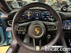 Porsche Taycan 4S 2021 года из Южной Кореи