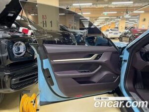 Porsche Taycan 4S 2021 года из Южной Кореи