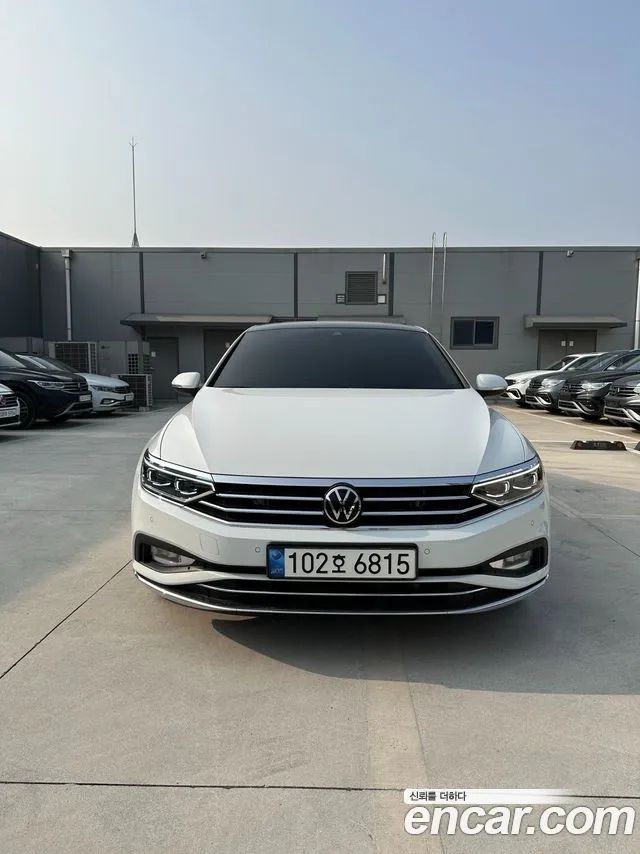 Volkswagen Passat 2.0 TDI Prestige 2021 года из Кореи
