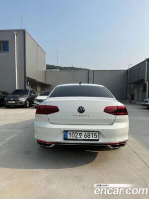 Volkswagen Passat 2.0 TDI Prestige 2021 года из Южной Кореи