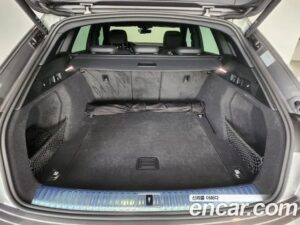 Audi e-tron 55 4WD 2022 года из Южной Кореи