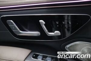 Mercedes-Benz EQS EQS450 4MATIC 2023 года из Южной Кореи