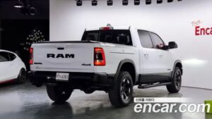 Dodge Ram Pick Up 5.7 2020 года из Южной Кореи