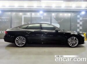 Audi A7 55 TFSI 4WD Premium 2020 года из Южной Кореи