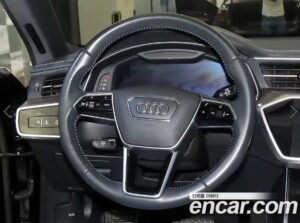 Audi A7 55 TFSI 4WD Premium 2020 года из Южной Кореи