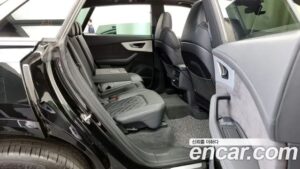 Audi Q8 50 TDI 4WD Premium 2022 года из Южной Кореи