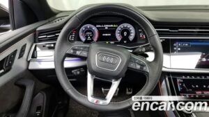 Audi Q8 50 TDI 4WD Premium 2022 года из Южной Кореи