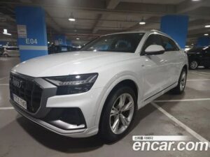 Audi Q8 45 TDI 4WD Premium 2022 года из Южной Кореи
