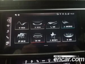 Audi Q8 45 TDI 4WD Premium 2022 года из Южной Кореи