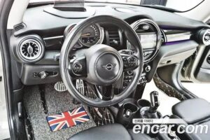 Mini Cooper HIGH 2020 года из Южной Кореи