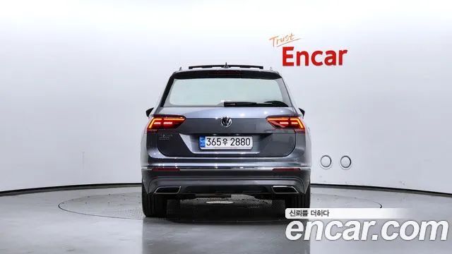 34932106_004-1.jpg Volkswagen Tiguan 2.0 TDI Prestige 2020 года из Южной Кореи