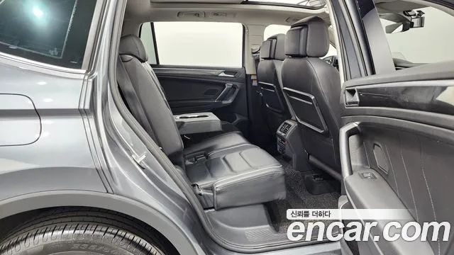 34932106_016.jpg Volkswagen Tiguan 2.0 TDI Prestige 2020 года из Южной Кореи