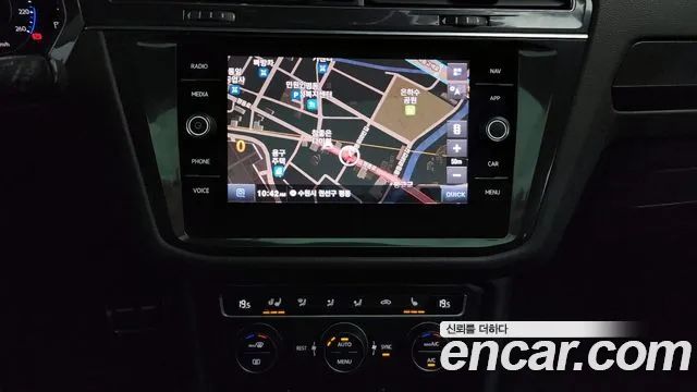 34932106_018.jpg Volkswagen Tiguan 2.0 TDI Prestige 2020 года из Южной Кореи