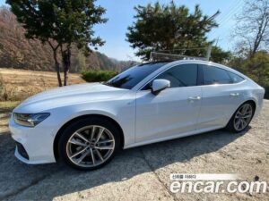 Audi A7 55 TFSI 4WD Premium 2020 года из Южной Кореи
