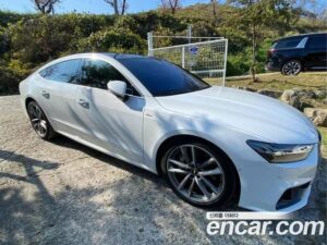 Audi A7 55 TFSI 4WD Premium 2020 года из Южной Кореи