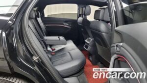 Audi e-tron 55 4WD Sportback 2022 года из Южной Кореи