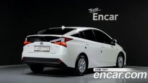 Toyota Prius 1.8 2021 года из Южной Кореи