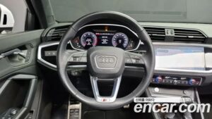 Audi Q3 35 TDI Premium Sportback 2020 года из Южной Кореи