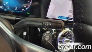 Mercedes-Benz GLA-Class GLA220 2021 года из Южной Кореи
