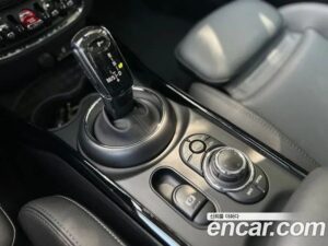 Mini Clubman CLASSIC 2023 года из Южной Кореи